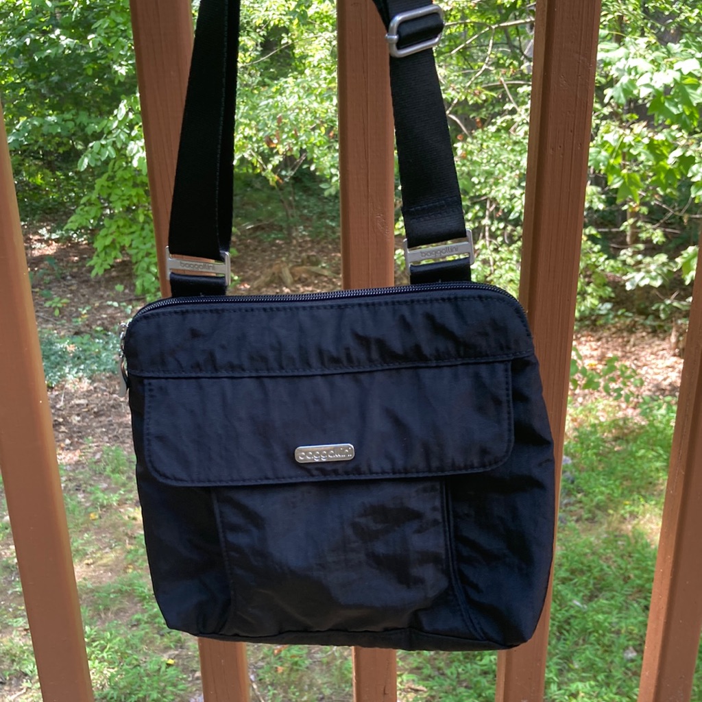 Baggallini Black Nylon Crossbody Bag